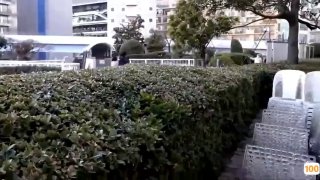 Amanda Borges被屁股狠狠地操并猛烈射精